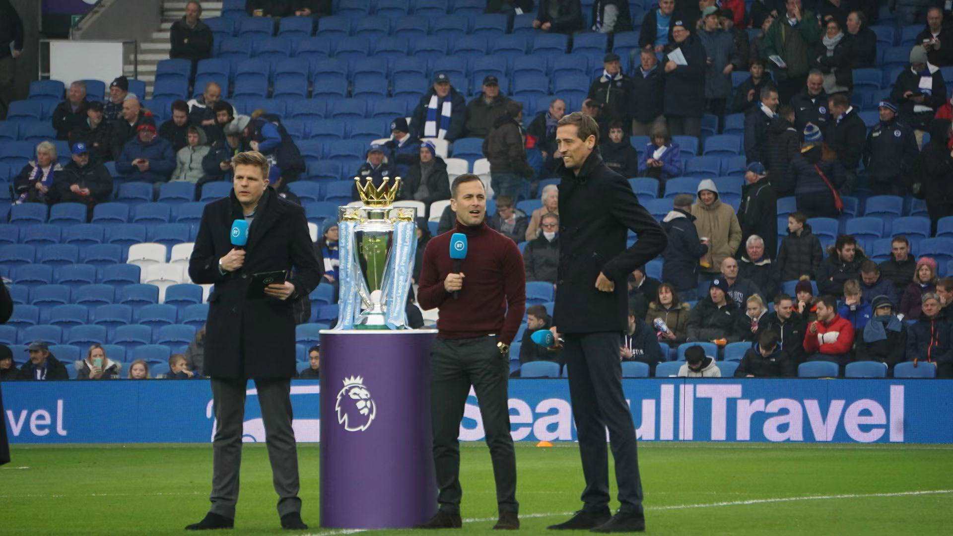 济南校园到底有谁在啊？原来是奥运冠军来啦!.